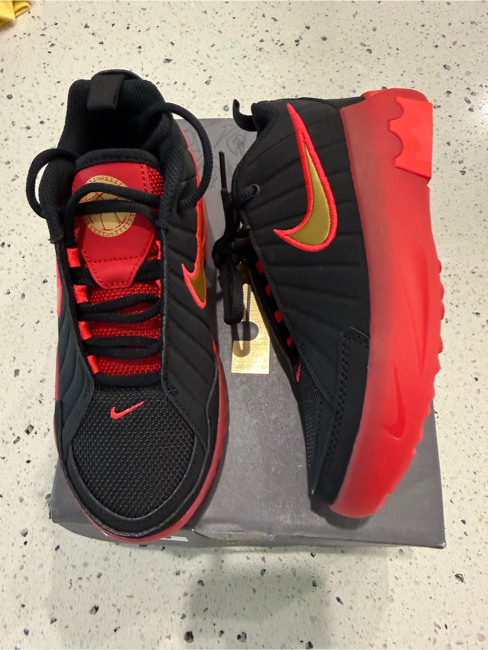 New boys Nike LeBron Sz 1 Black Shoes with Orange Accents